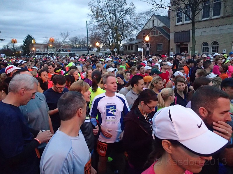 2013 Kona Hot Chocolate 10K 008.JPG - 2013 Kona Chocolate Run 10K. Plymouth Michigan November 17, 2013.